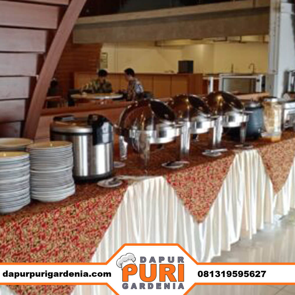 Pesan Prasmanan di Grand Wisata
